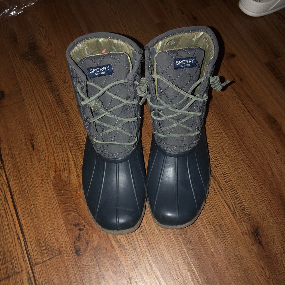 Sperry duck boots
